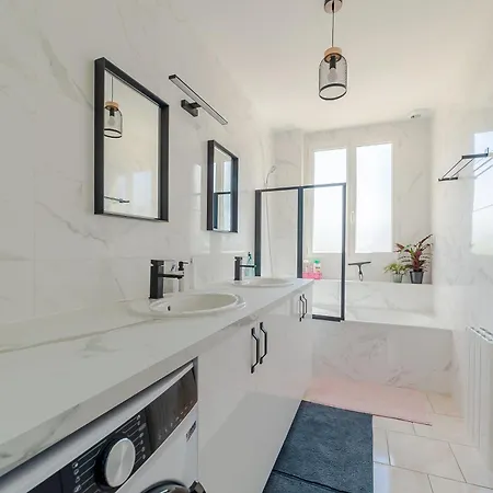 Apartment Cosy Modern - 1 Minute Walk From Train Station Creil